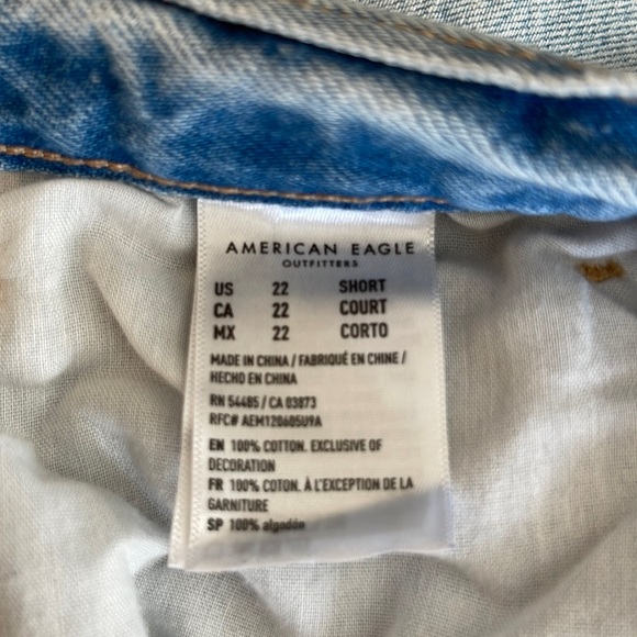 American Eagle Mom Jeans - Picture 8 of 11